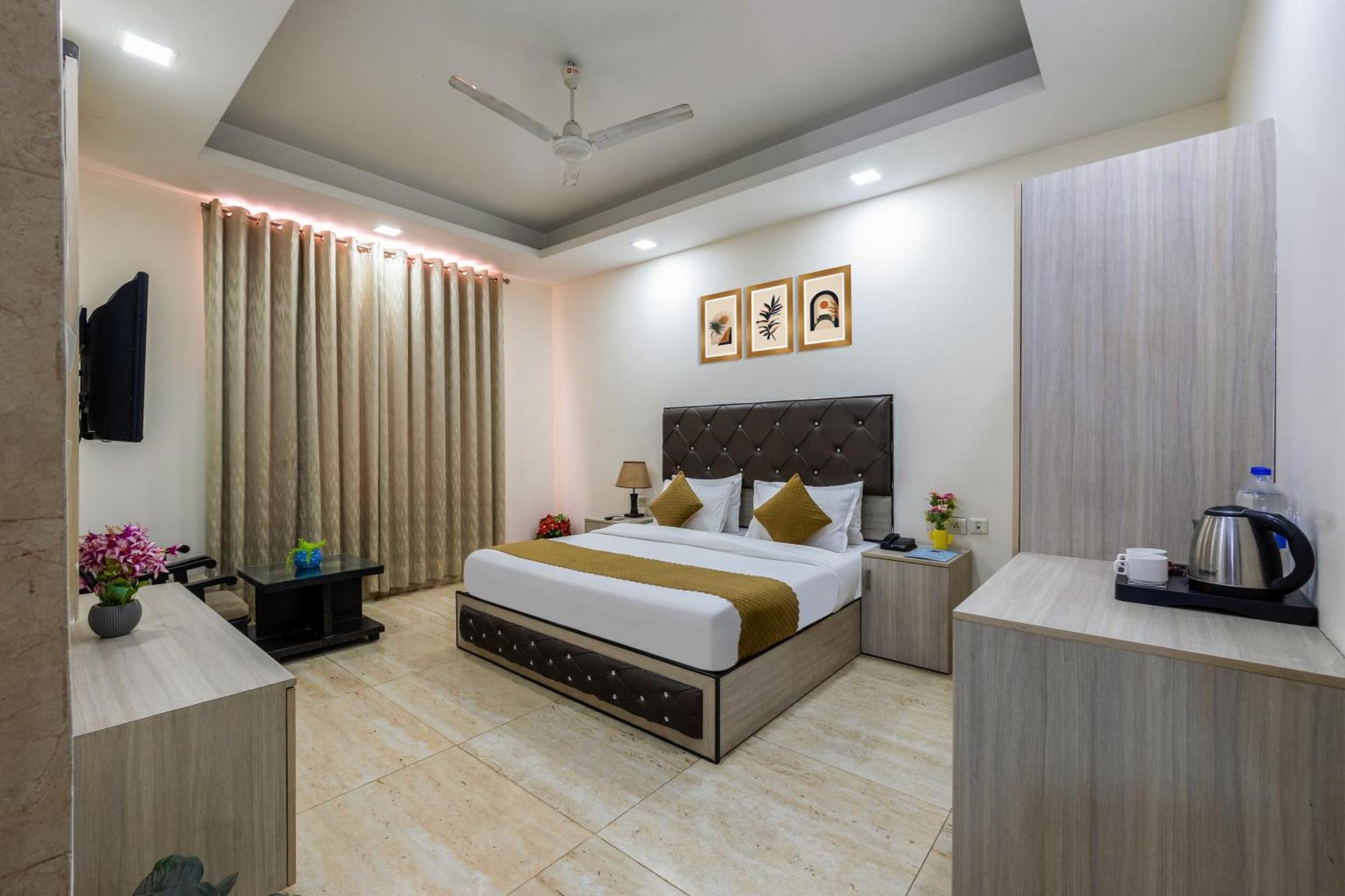 Kabul Hotel By Nexhub Palace - Medanta Gurgaon Exterior photo